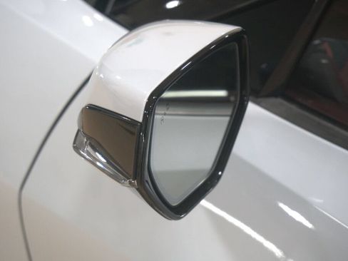 Used 2020 Chevrolet Corvette Stingray Premium Conv w/ 3LT Preferred Equipment Group RWD image 16