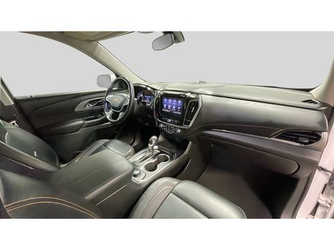 Used 2021 Chevrolet Traverse LT AWD/4WD image 19