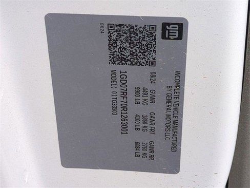 New 2024 GMC Savana 3500 w/ Power Convenience Package image 17