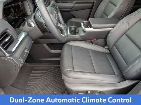 Used 2026 GMC Terrain Elevation w/ Elevation Premium Package FWD image 15