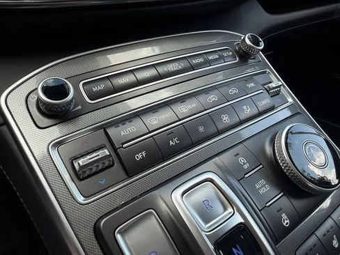 Used 2023 Hyundai Santa Fe Calligraphy FWD image 11