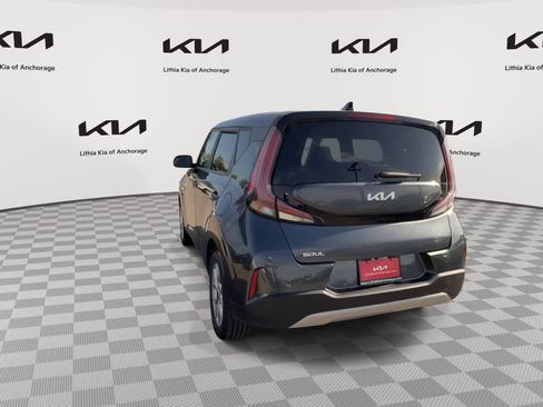 Used 2024 Kia Soul LX w/ Option Group 015 FWD image 6