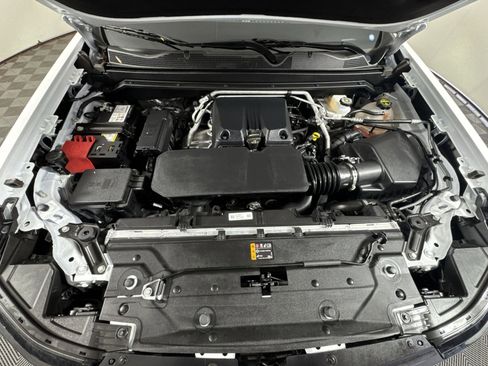 Used 2025 Chevrolet Colorado W/T w/ WT Custom Package image 28