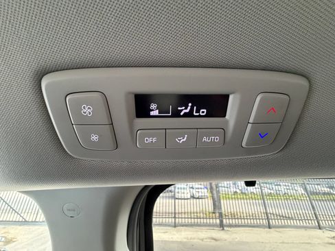Used 2025 Kia Carnival SX Prestige FWD image 28