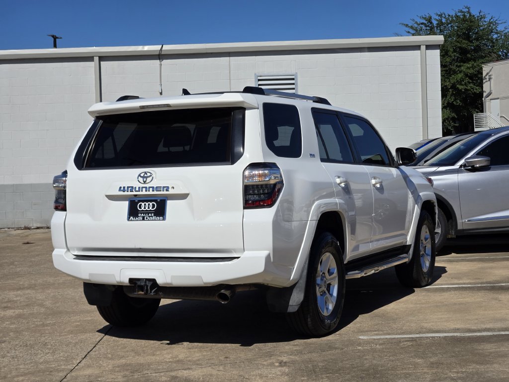 Used 2019 Toyota 4Runner SR5 Premium RWD image 8