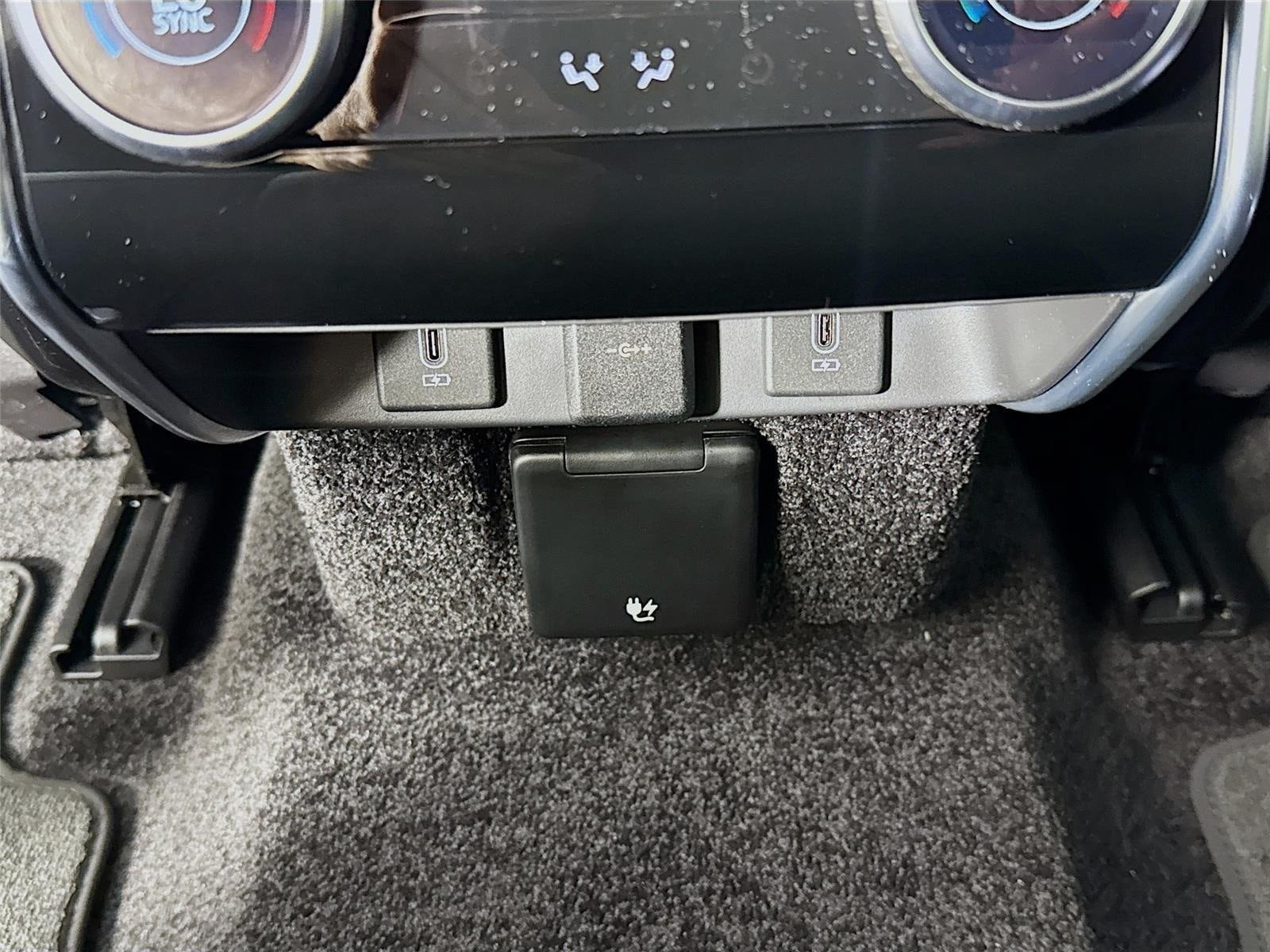 New 2026 Land Rover Range Rover SE AWD/4WD image 28