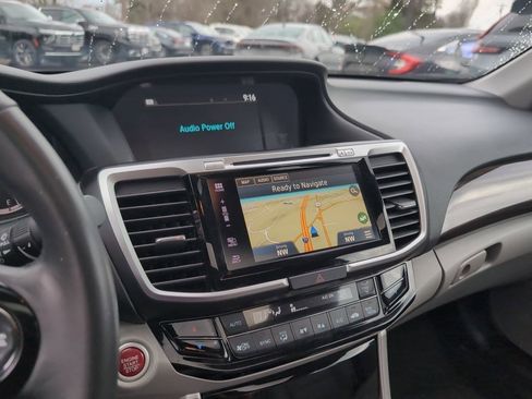 Used 2017 Honda Accord EX-L image 26