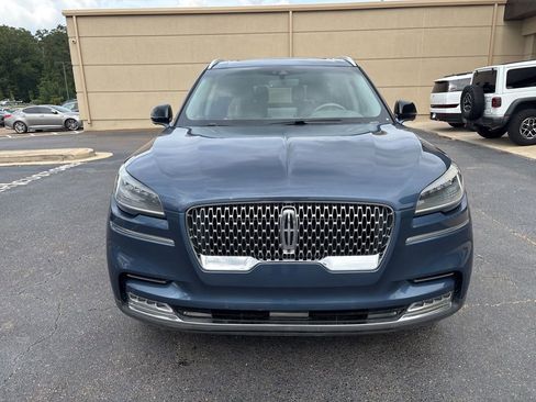 Used 2020 Lincoln Aviator Reserve w/ Equipment Group 201A AWD/4WD image 2