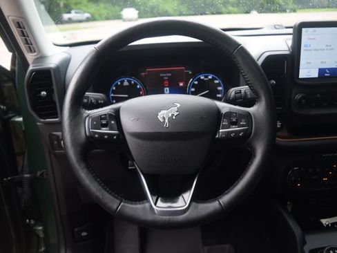 Used 2023 Ford Bronco Sport Outer Banks w/ Tech Package AWD/4WD image 4
