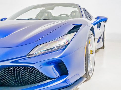 Used 2023 Ferrari F8 Tributo image 47