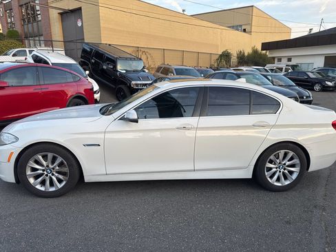 Used 2015 BMW 528i Sedan image 2