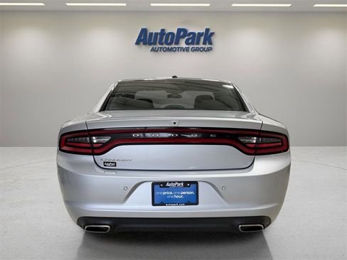 Used 2022 Dodge Charger SXT image 7
