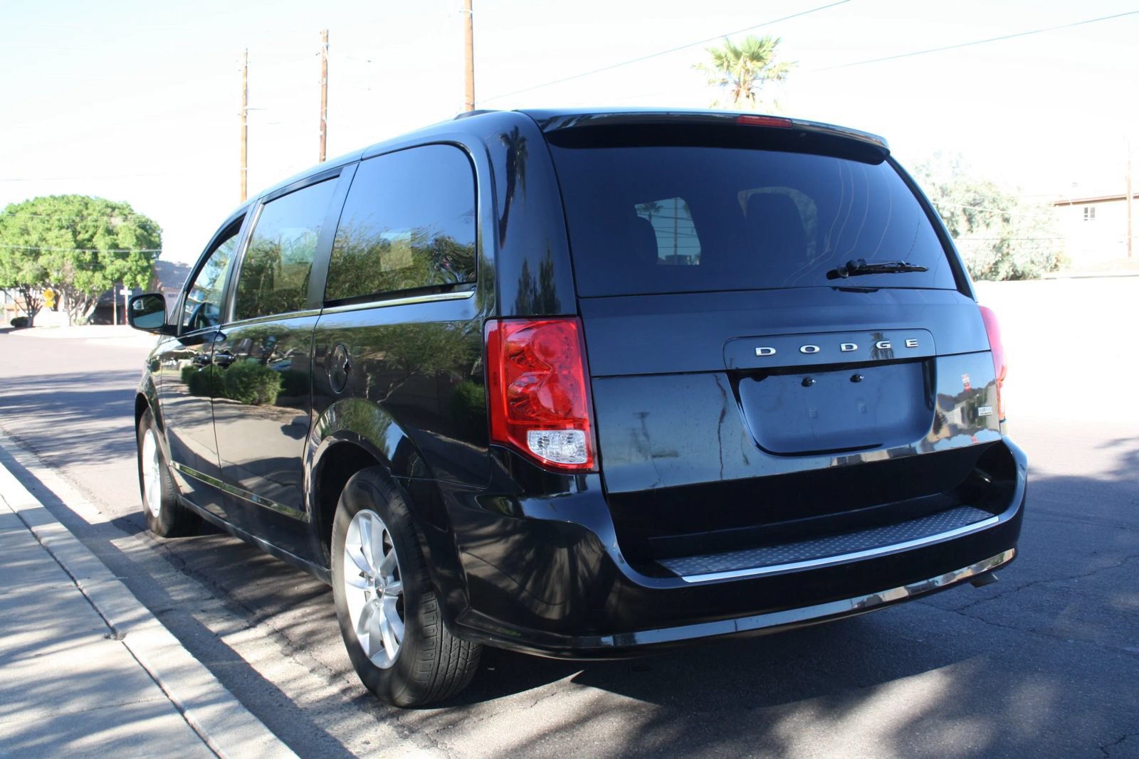 Used 2019 Dodge Grand Caravan SXT FWD image 5