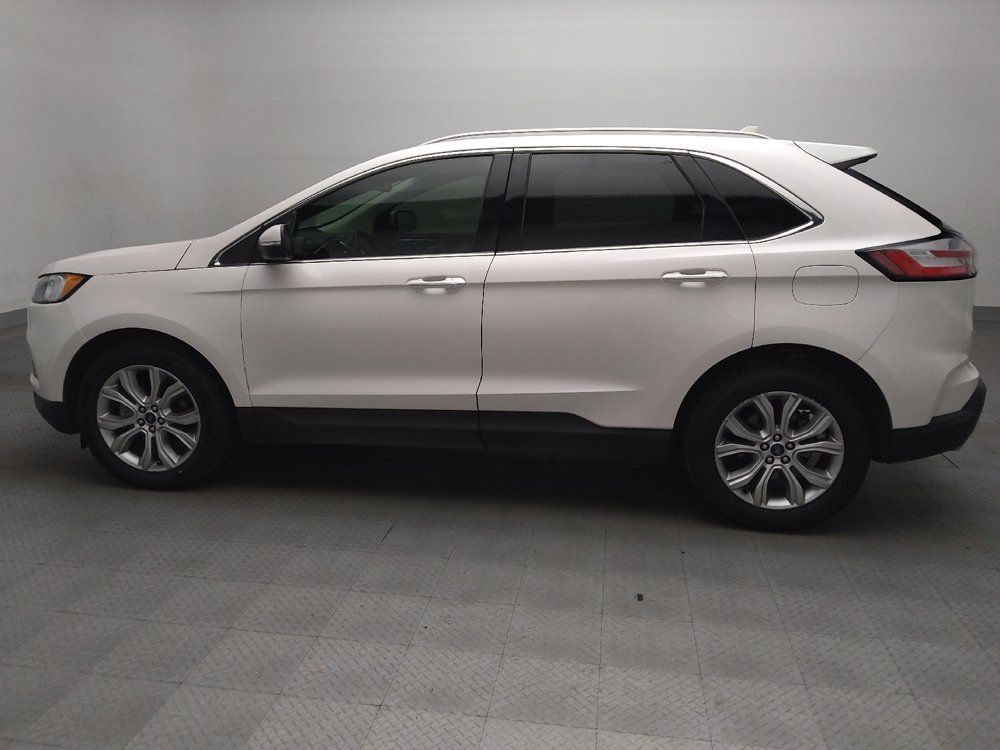 Used 2019 Ford Edge Titanium FWD image 3
