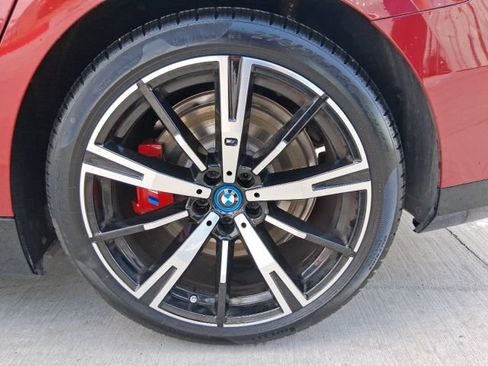 Used 2025 BMW 550e xDrive w/ Executive Package AWD/4WD image 19