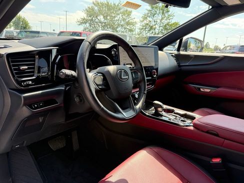 Used 2025 Lexus NX 350h AWD w/ Cold Area Package image 9