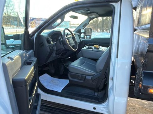 Used 2015 Ford F350 XL w/ Power Equipment Group image 44