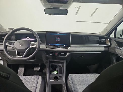 New 2026 Volkswagen Tiguan S AWD/4WD image 12