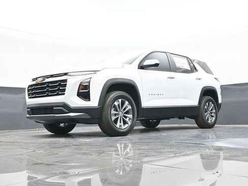 New 2026 Chevrolet Equinox LT w/ Safety and Technology Package FWD image 60