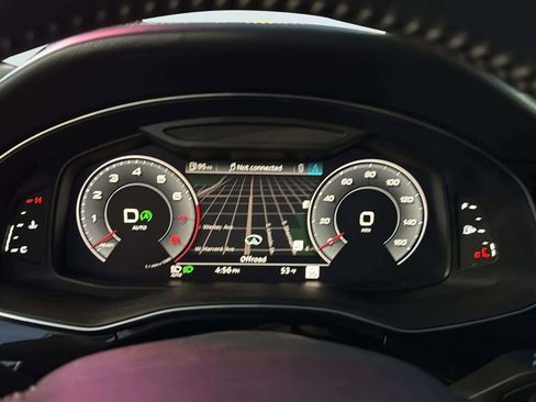Used 2019 Audi Q8 Prestige image 11