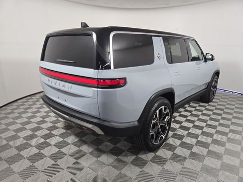 Used 2024 Rivian R1S Adventure AWD/4WD image 5