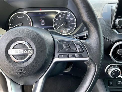 Certified 2025 Nissan Sentra SV FWD image 19