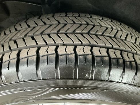 Used 2025 MAZDA CX-5 AWD 2.5 S w/ Preferred Package image 46