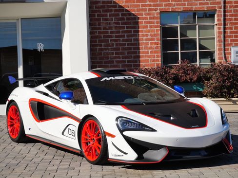 Used 2018 McLaren 570S Coupe image 1
