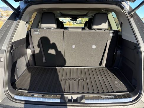 Used 2026 Toyota Grand Highlander Limited image 26