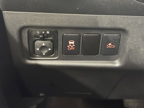 Used 2022 Mitsubishi Mirage ES image 17