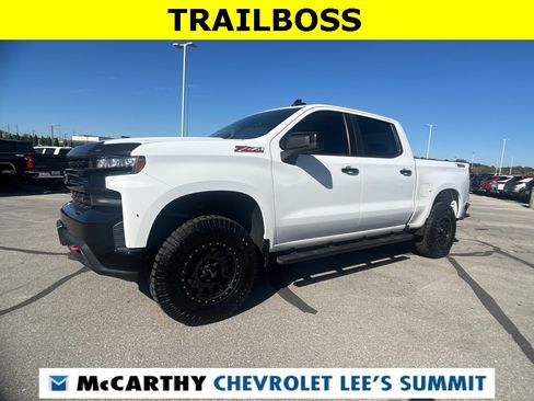 Used 2019 Chevrolet Silverado 1500 LT Trail Boss image 4
