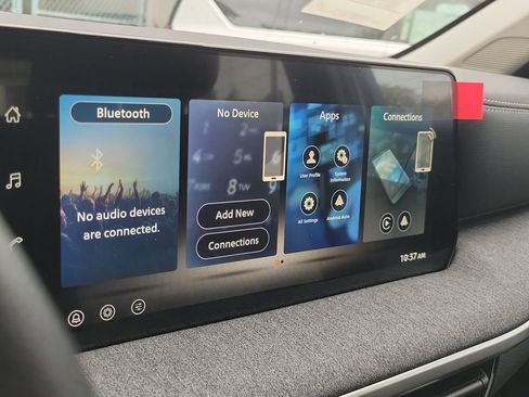 New 2026 Nissan Kicks SV image 32