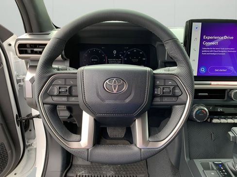 New 2025 Toyota Tacoma TRD Off-Road AWD/4WD image 24