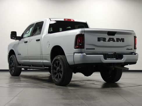 Used 2026 RAM 2500 Big Horn AWD/4WD image 6