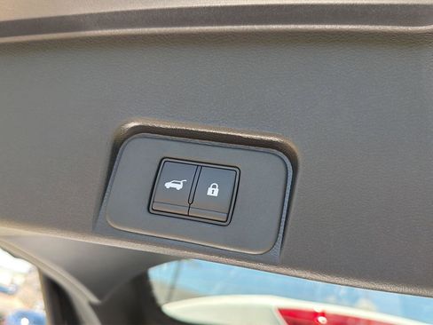 New 2026 Nissan Rogue SV w/ Cold Weather Package FWD image 33