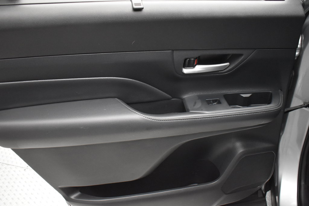 Used 2024 Toyota Grand Highlander AWD image 33