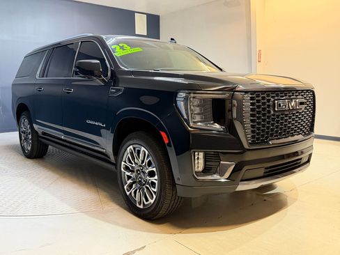 Used 2023 GMC Yukon XL Denali Ultimate AWD/4WD image 20