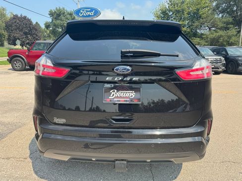 Used 2023 Ford Edge ST-Line w/ Class II Trailer Tow Package AWD/4WD image 6