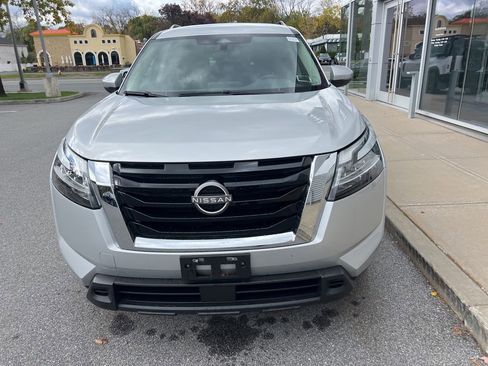 Used 2022 Nissan Pathfinder SV image 42