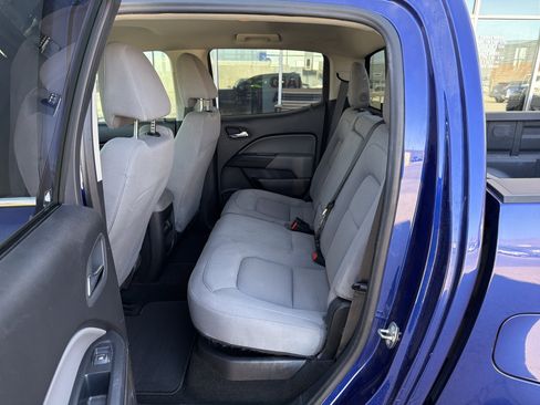 Used 2016 Chevrolet Colorado LT w/ LT Convenience Package RWD image 8