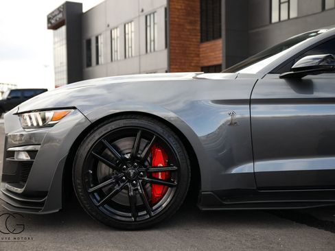 Used 2021 Ford Mustang Shelby GT500 w/ Technology Package image 10