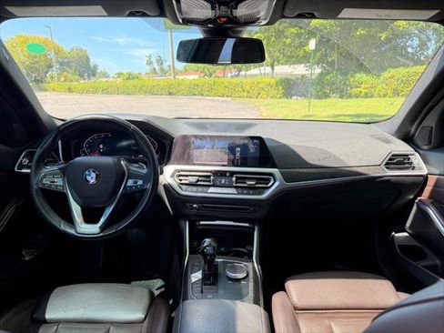 Used 2019 BMW 330i Sedan RWD image 17