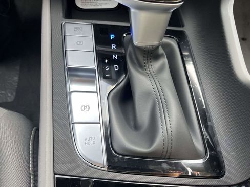 New 2026 Hyundai Elantra SEL Sport Premium FWD image 17