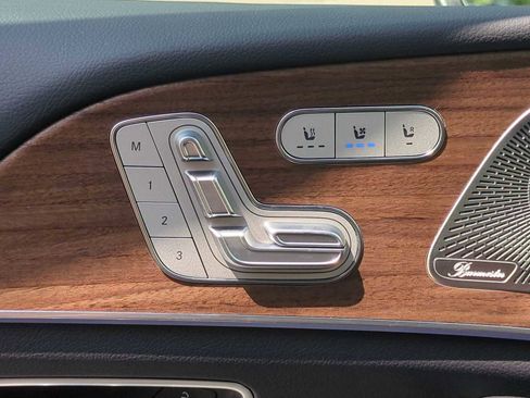 New 2025 Mercedes-Benz GLS 450 4MATIC image 18