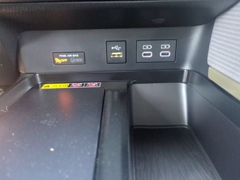 New 2026 Toyota Camry SE FWD image 18