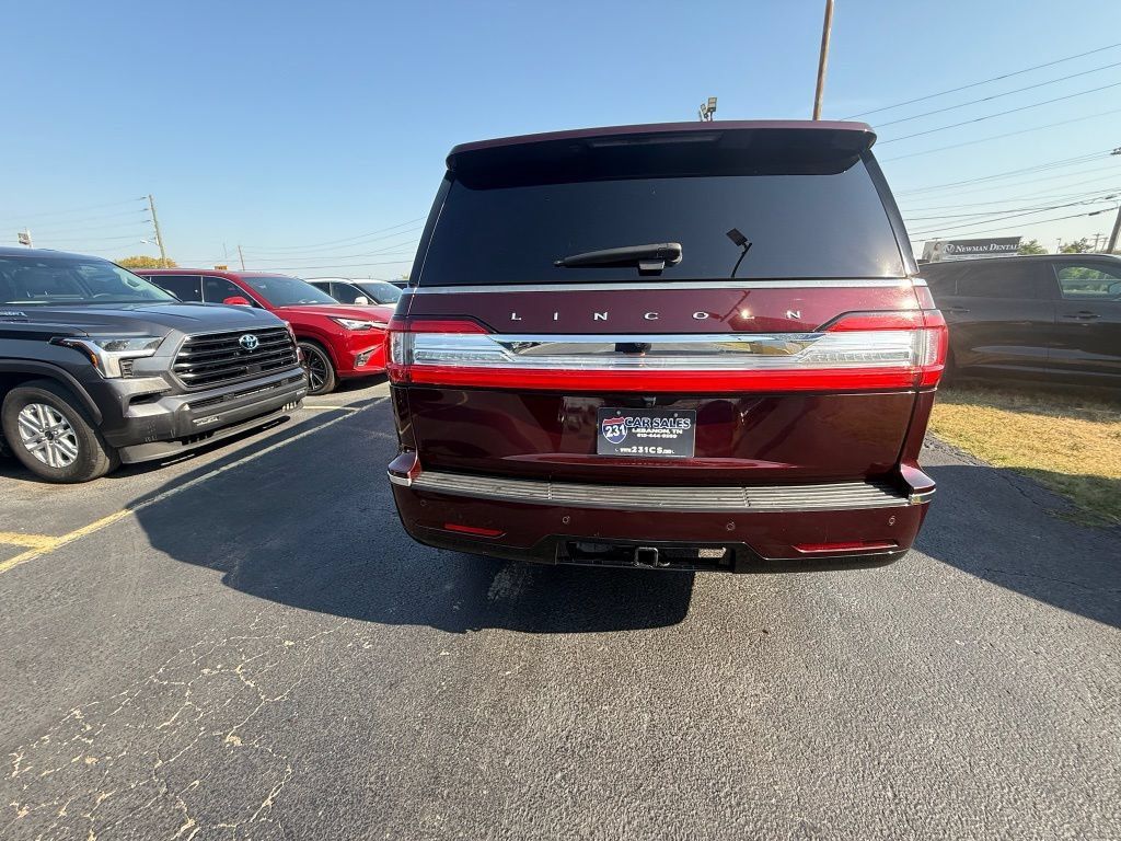 Used 2021 Lincoln Navigator L Reserve w/ Luxury Package AWD/4WD image 4