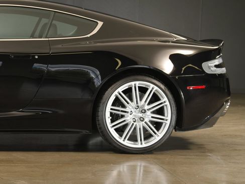 Used 2009 Aston Martin DBS Coupe RWD image 19