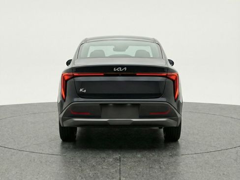 Used 2025 Kia K4 FWD image 6