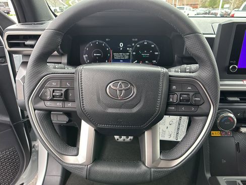New 2026 Toyota 4Runner TRD Sport AWD/4WD image 6