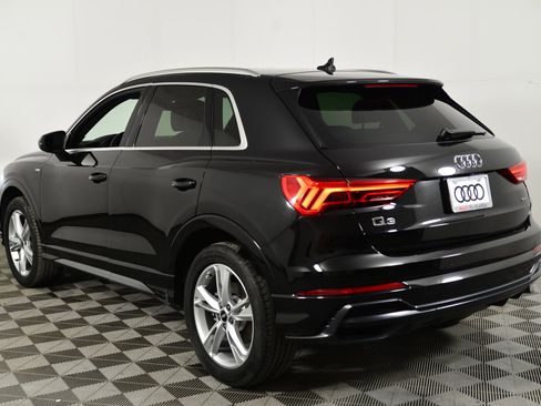 Used 2022 Audi Q3 2.0T Premium image 3